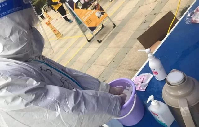 巾帼同心抗疫休闲区蓝鸢梦想 - Www.slyday.coM