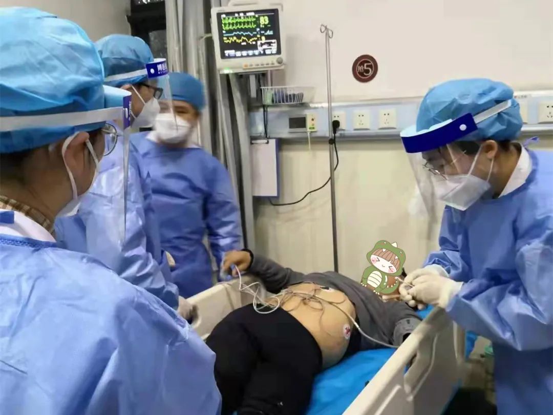 生命的急救——西安市中医医院急救绿色通道救治急腹症患者休闲区蓝鸢梦想 - Www.slyday.coM