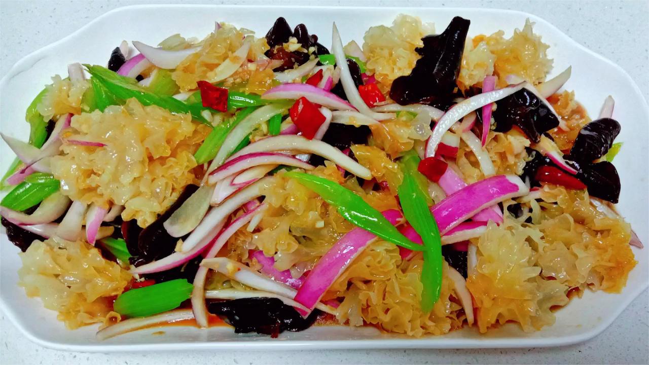 老公喝酒最爱的凉拌银耳清爽开胃下酒下饭都好吃简单美味