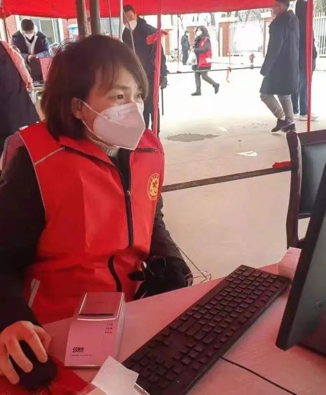 西青区“最美家庭”抗疫故事系列展示：检医同心奋斗 是最长情的告白休闲区蓝鸢梦想 - Www.slyday.coM