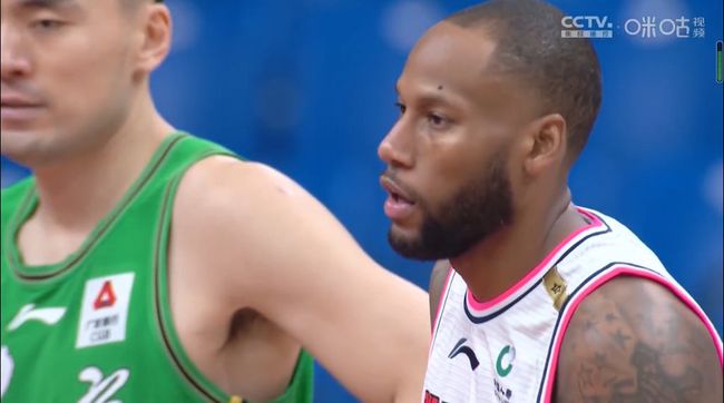 辽粤冲突两人离场,胡明轩垫脚,徐杰6记三分,付豪38分平纪录休闲区蓝鸢梦想 - Www.slyday.coM 辽粤冲突两人离场,胡明轩垫脚,徐杰6记三分,付豪38分平纪录休闲区蓝鸢梦想 - Www.slyday.coM