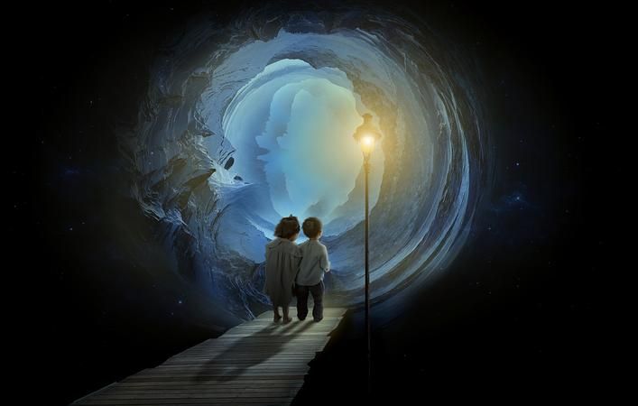 比如,存在矛盾的时空穿梭.