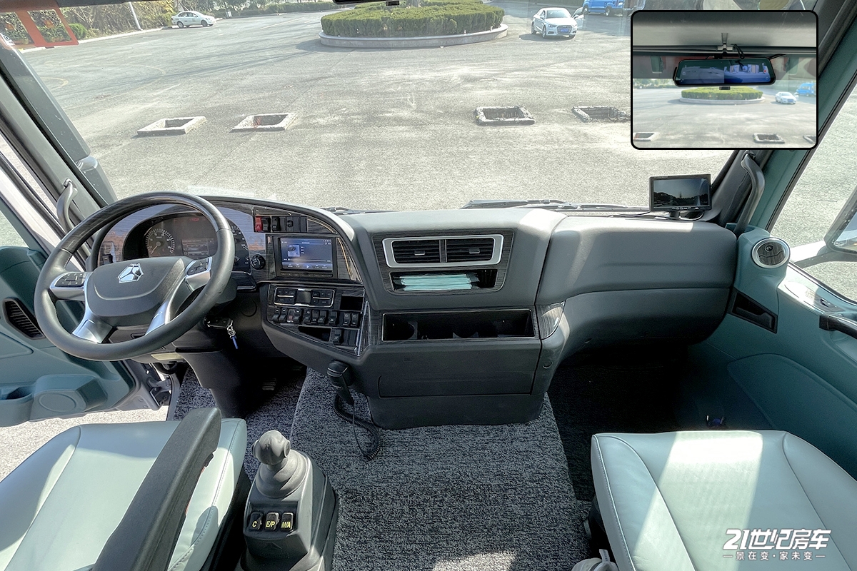 实力比肩进口man实拍国内重卡杰出代表之罗曼威尔德越野房车