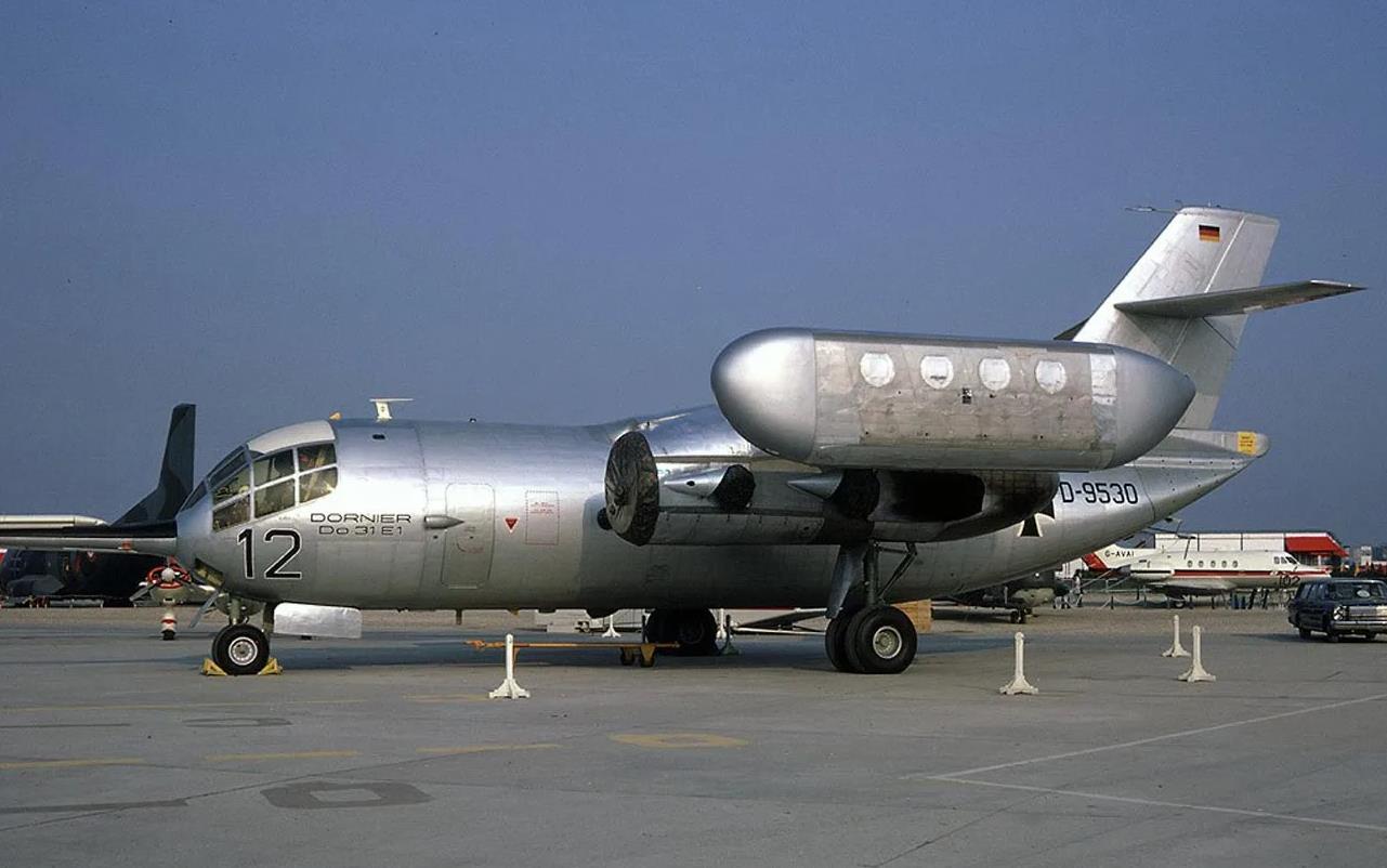 但由于资金不足且技术水准有限等,最终致使do31运输机被迫终止了生产