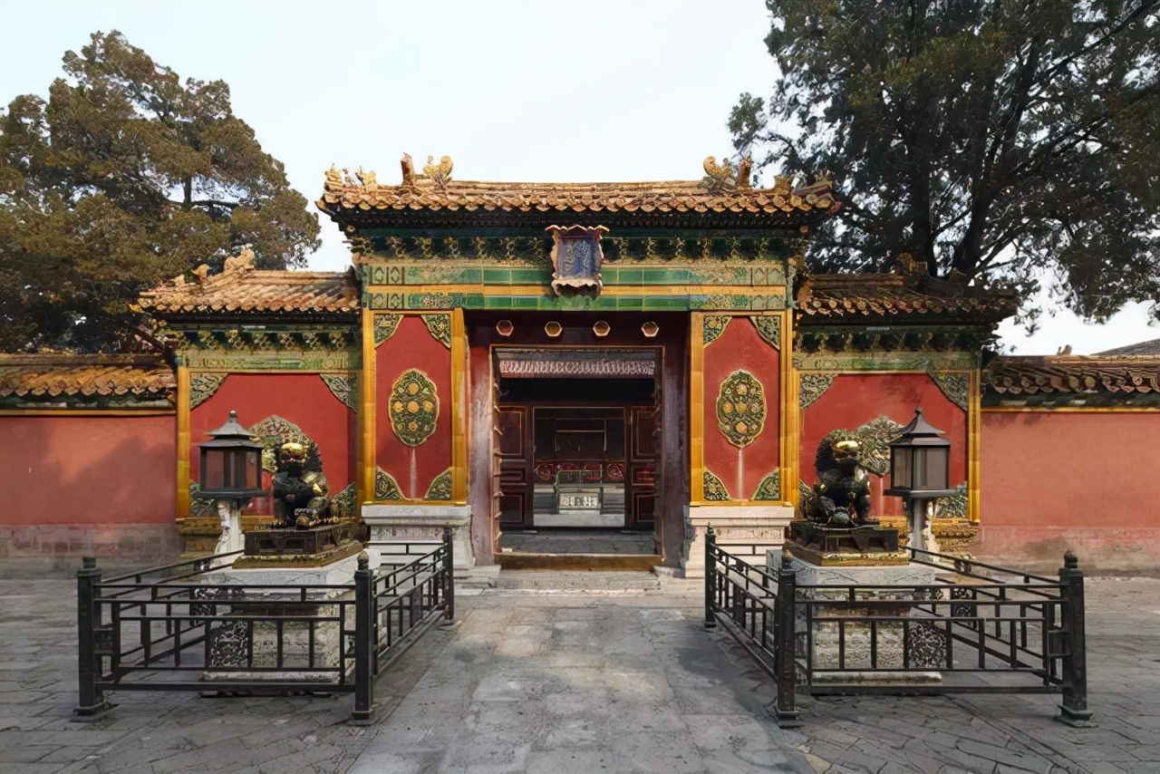 故宫养心殿有个雨罩上面的瓦片透明为何现代技术竟无法复制