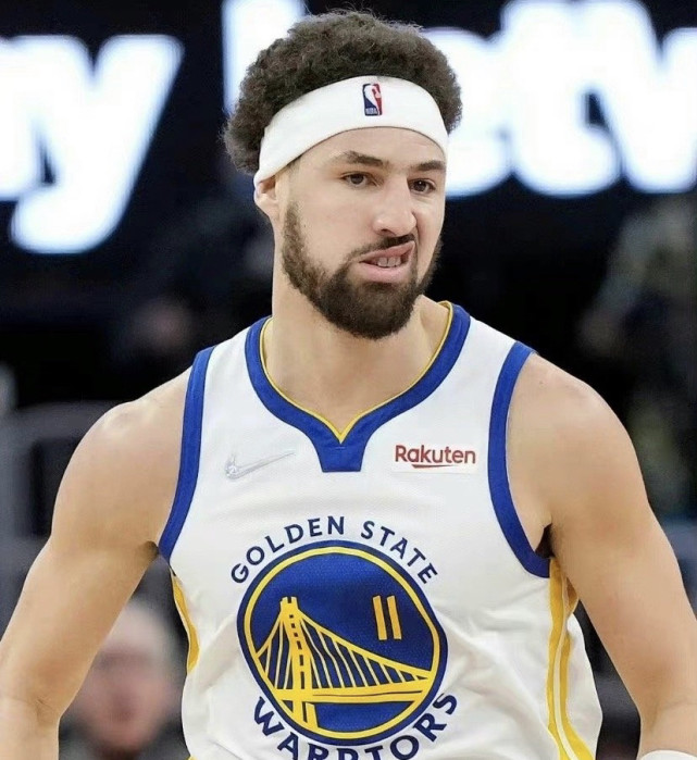 克莱复出太疯狂!勇士收视率超1.1亿播放,库里、克莱剑指总冠军休闲区蓝鸢梦想 - Www.slyday.coM 克莱复出太疯狂!勇士收视率超1.1亿播放,库里、克莱剑指总冠军休闲区蓝鸢梦想 - Www.slyday.coM