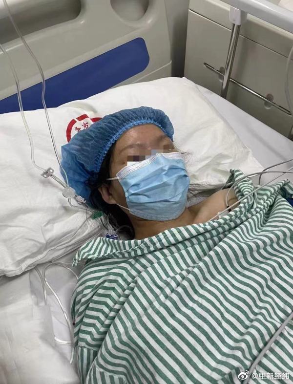 上海男子称孕39周妻子被赶出医院，市卫健委热线：没有相关的条例，将核实