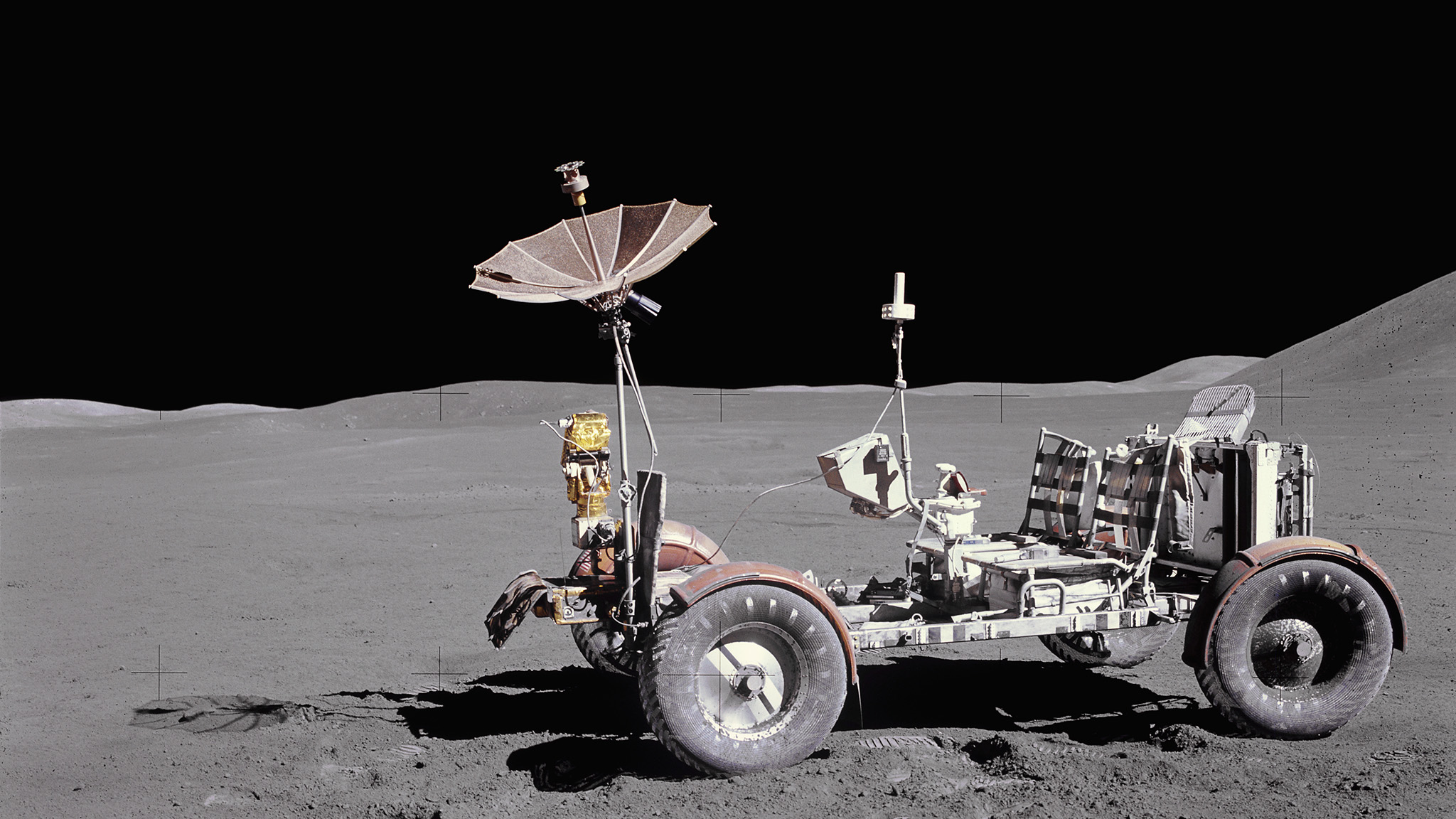 重返太空探索时代通用汽车公布全新月球车效果图