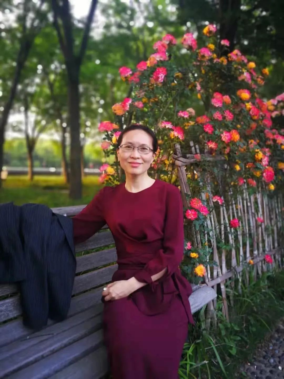 就在今晚中国浦东干部学院教授在线授课