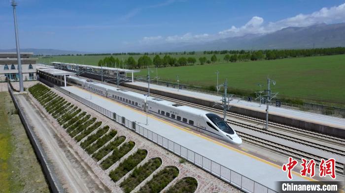 青海门源52级强余震致青藏铁路多趟动车停运