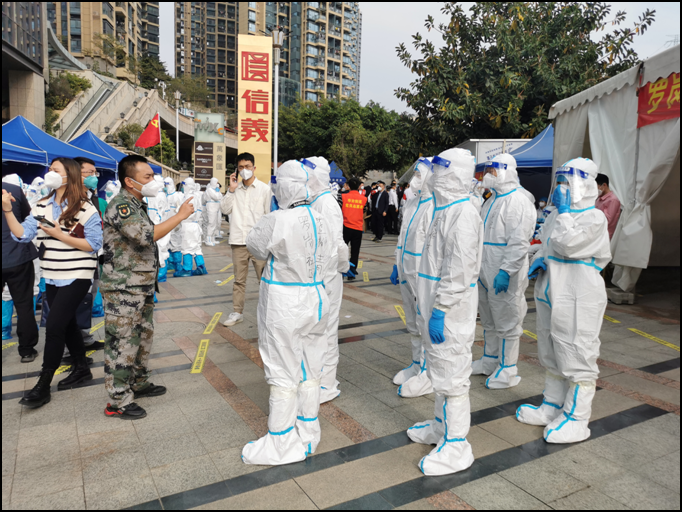 为什么不通知我布吉抗疫现场那些身影让人感动泪目