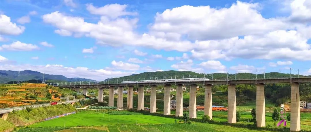 大临铁路周岁已满动车融入佤乡日常