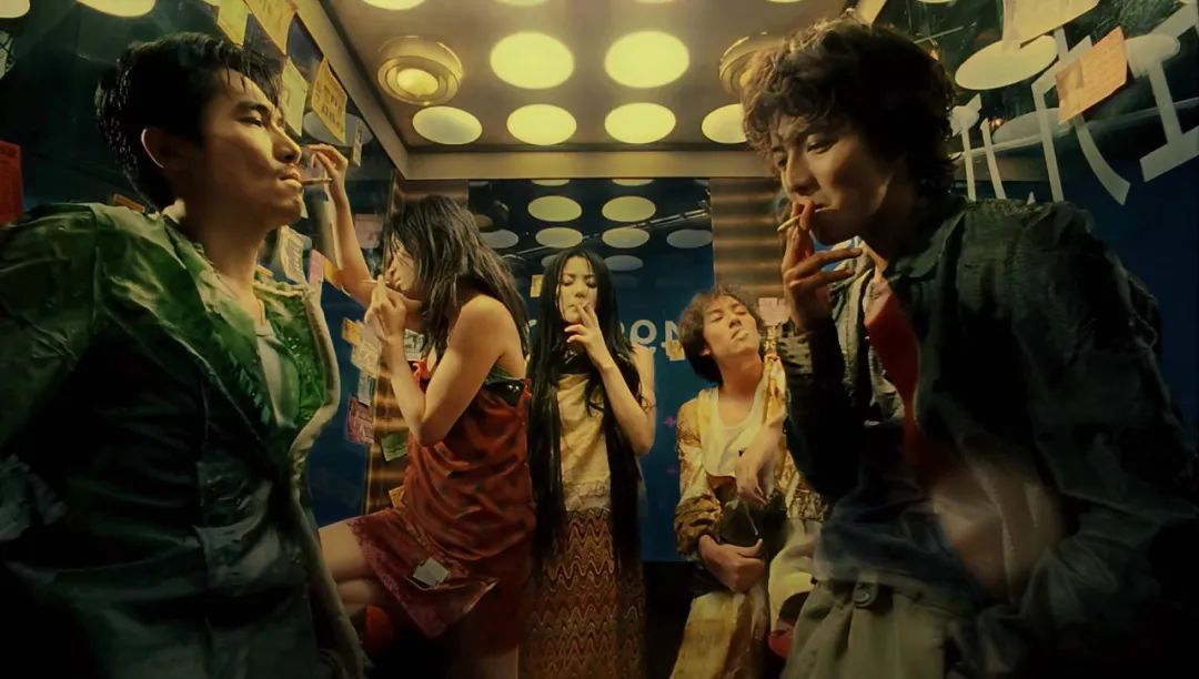 正如王家卫在影片中所表达的那样,最终产品和电影可能成为的可能性