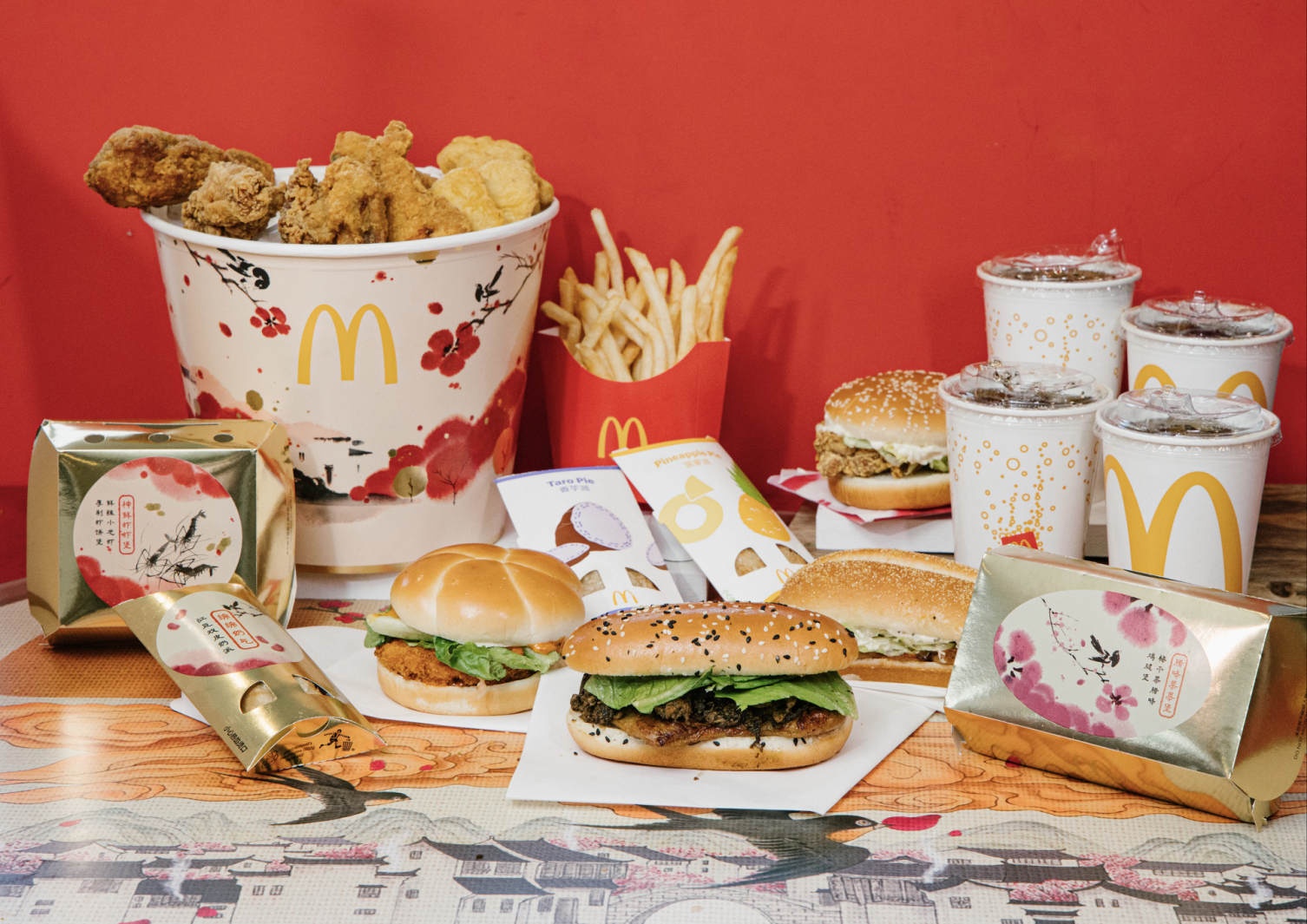 新春活动美出圈麦当劳本土化看上了中国传统水墨和梅干菜
