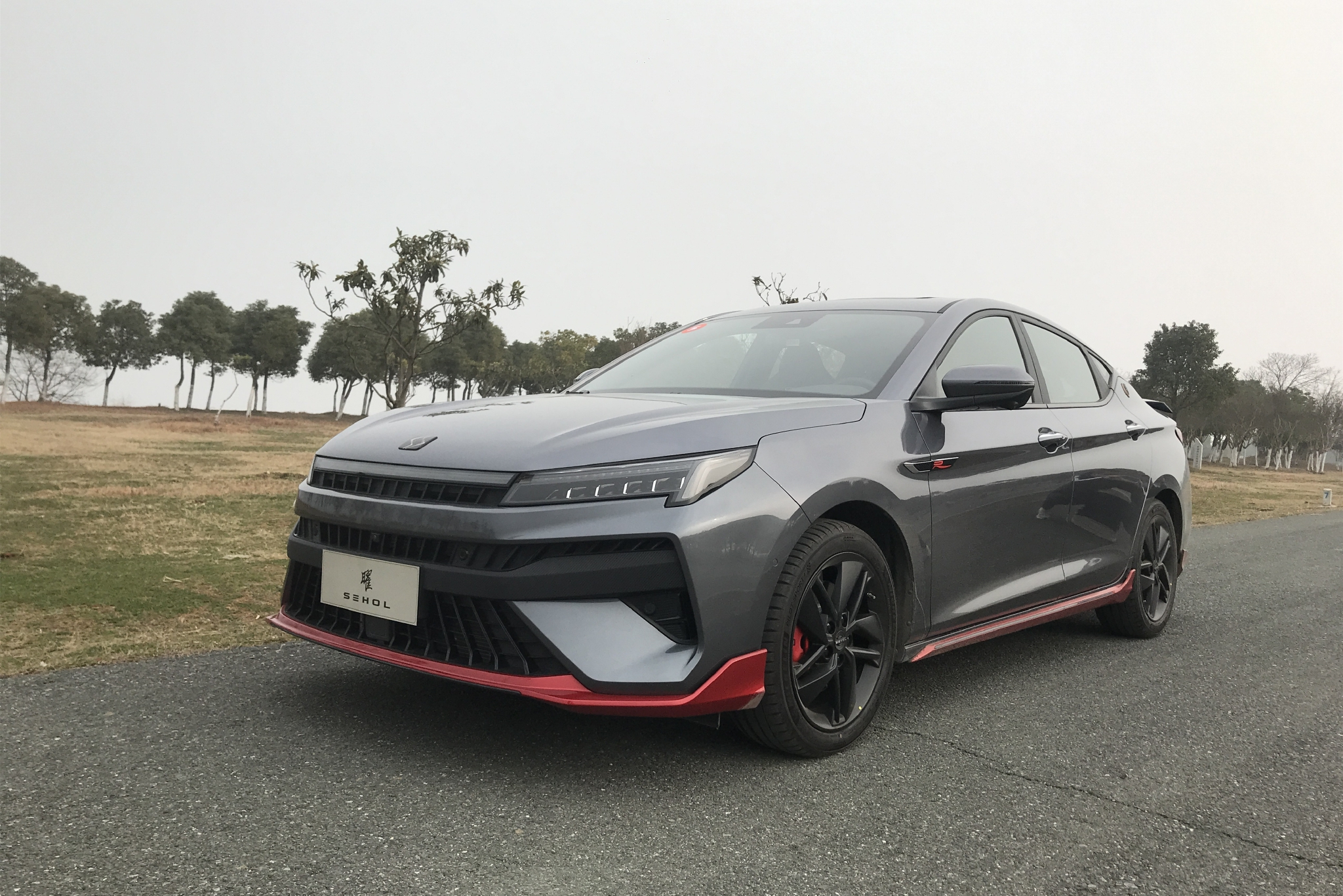 环巢湖试驾思皓曜不只是靠动感赢得消费者还有德味质感