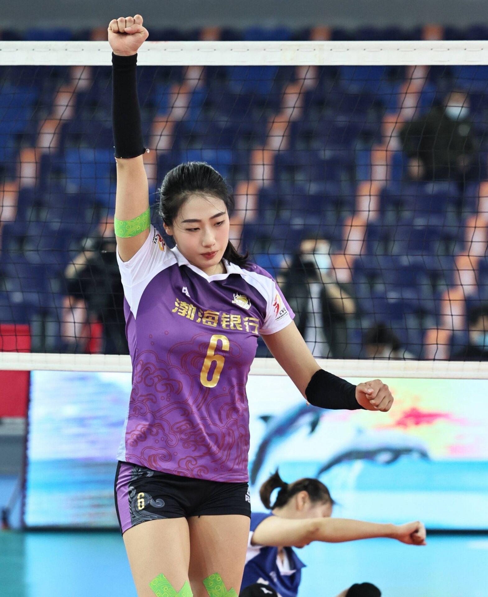 婉拒拉尔森邀请的大刘或将继续留在天津女排效力|美国女排|刘晏含