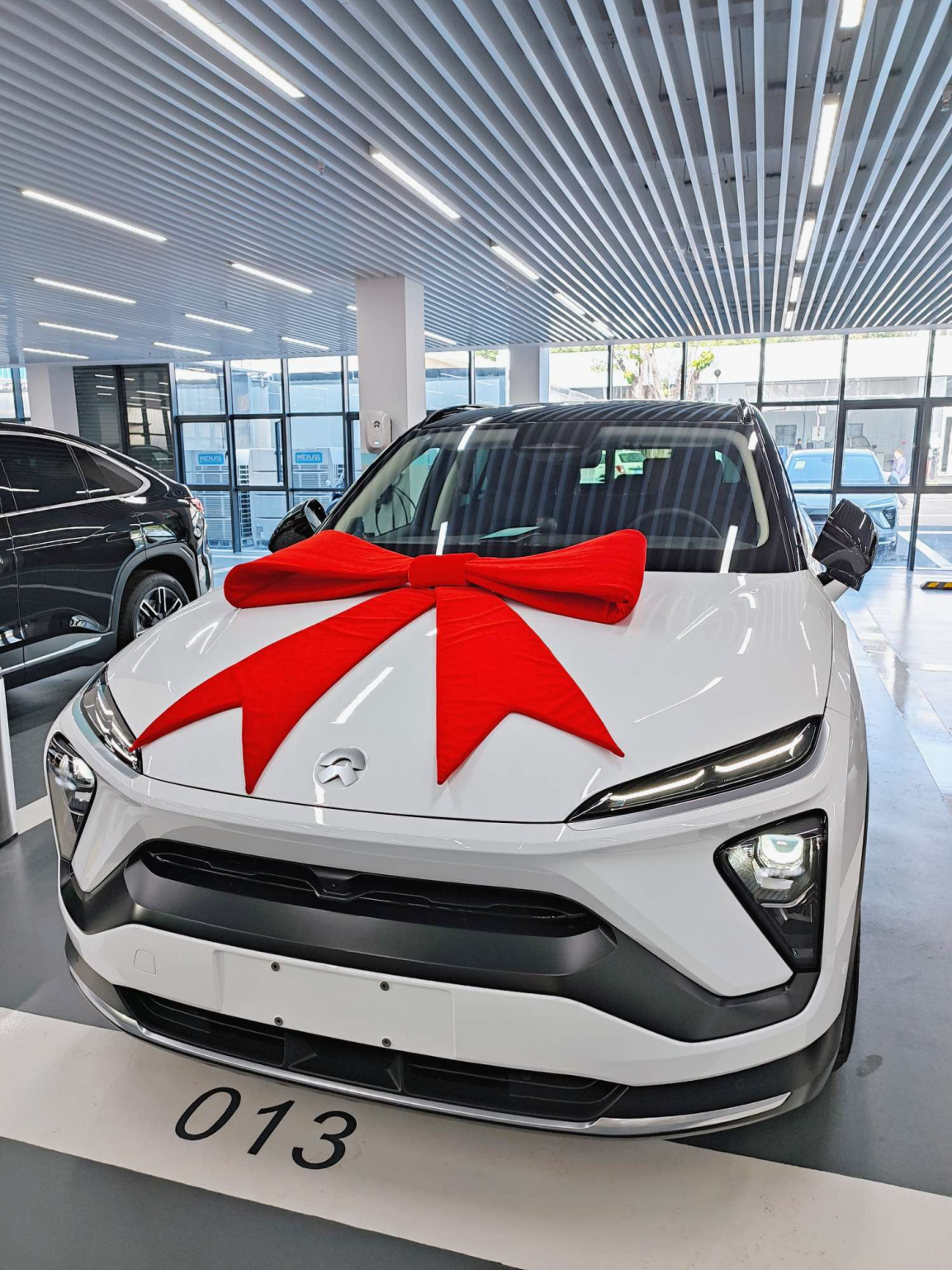 提蔚来贺新年祈福2022年红红火火