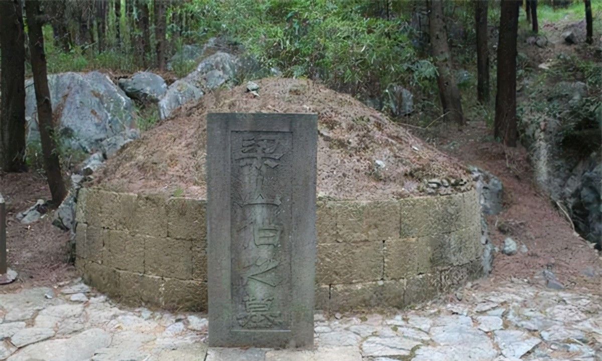 浙江千年古庙发现梁山伯古墓墓志铭清晰可见