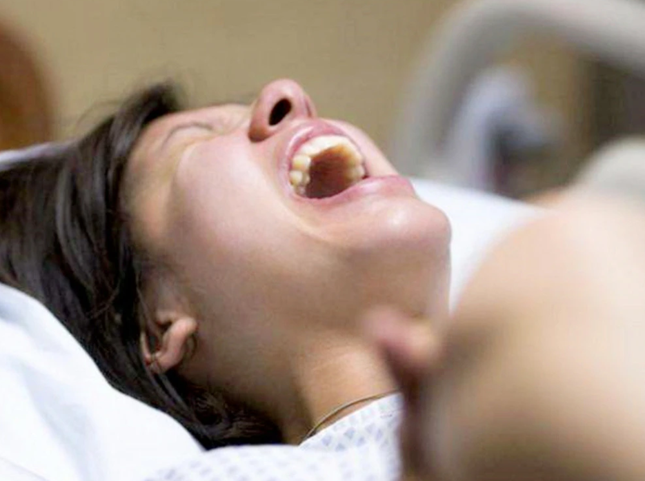 你生孩子的那滩血恶心得我快吐了让老公陪产到底该不该