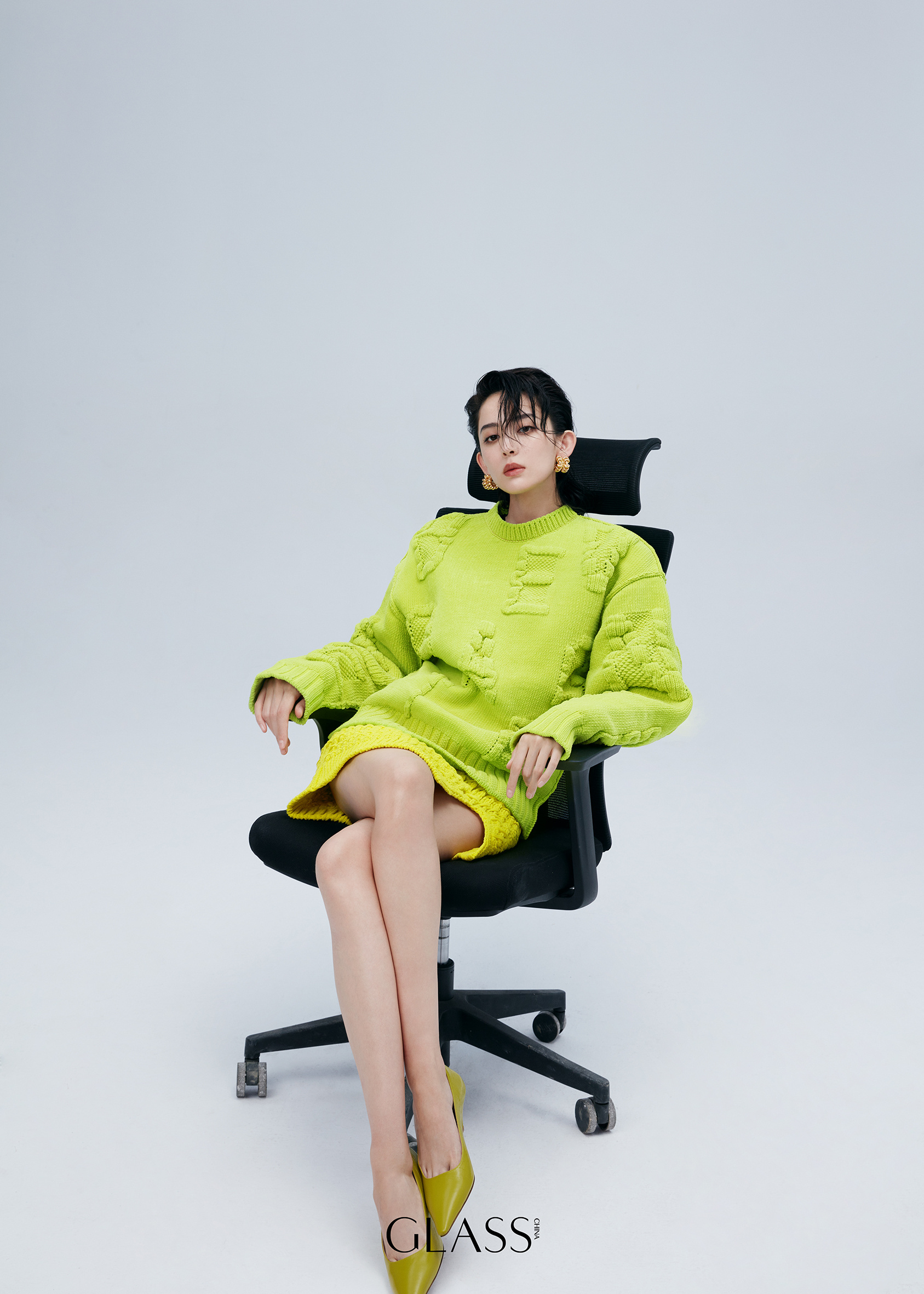 娜扎解锁《glass中文版》正刊封面大片|古力娜扎|封面大片|glass中文