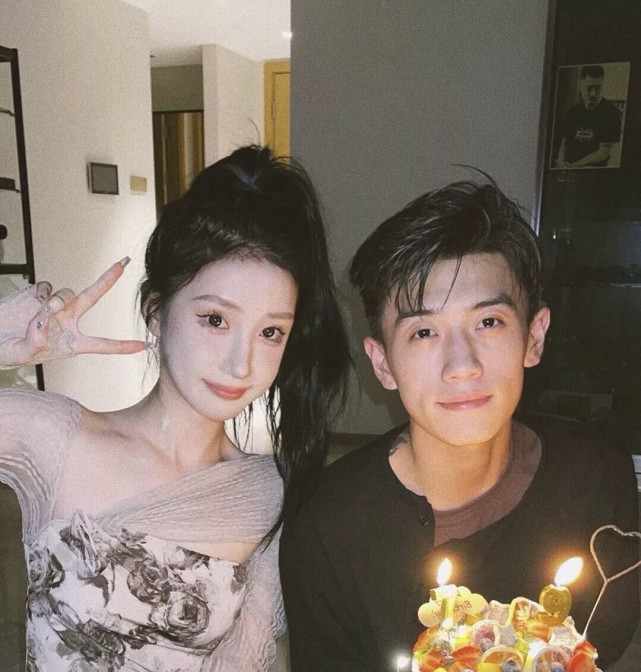 网红真有钱！薛小婉晒生日红包约20万，凡尔赛：人情世故，要还的休闲区蓝鸢梦想 - Www.slyday.coM