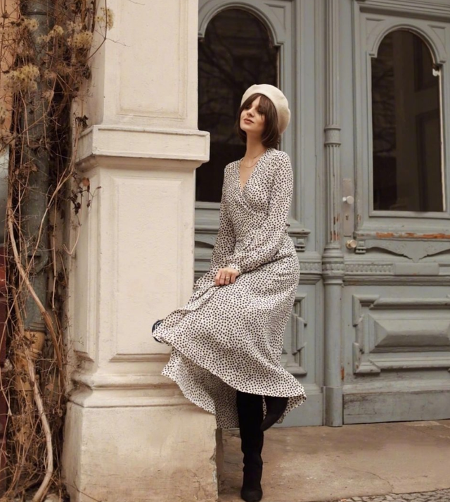 优雅复古的波兰时尚博主karolina 率性又文艺的日常穿搭|复古|格子裤