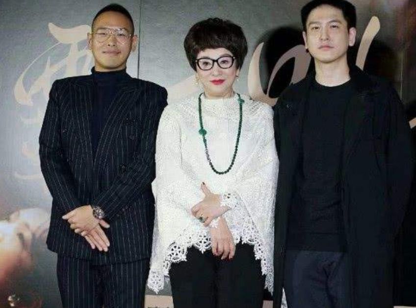 汤臣集团公子汤珈铖父亲去世留上海133套房一套市值2亿