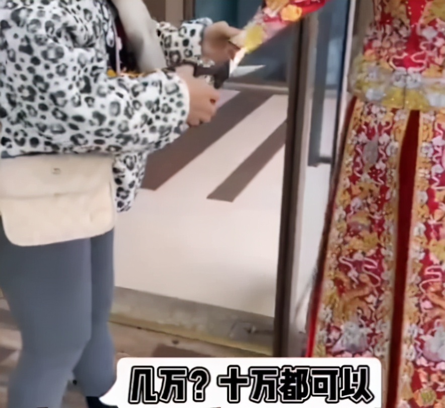 一剪没5万 怒剪32件婚纱事件双方达成5万赔偿休闲区蓝鸢梦想 - Www.slyday.coM