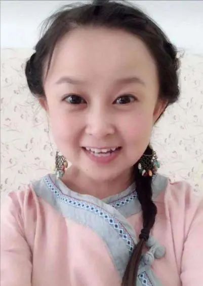 袖珍女孩34岁身高1米2嫁给侏儒症丈夫婚后被宠成小公主