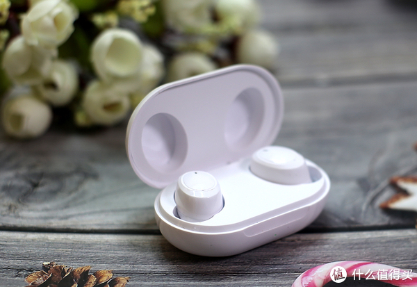 豆状设计定位亲民oppoencow31灵动版真无线蓝牙耳机
