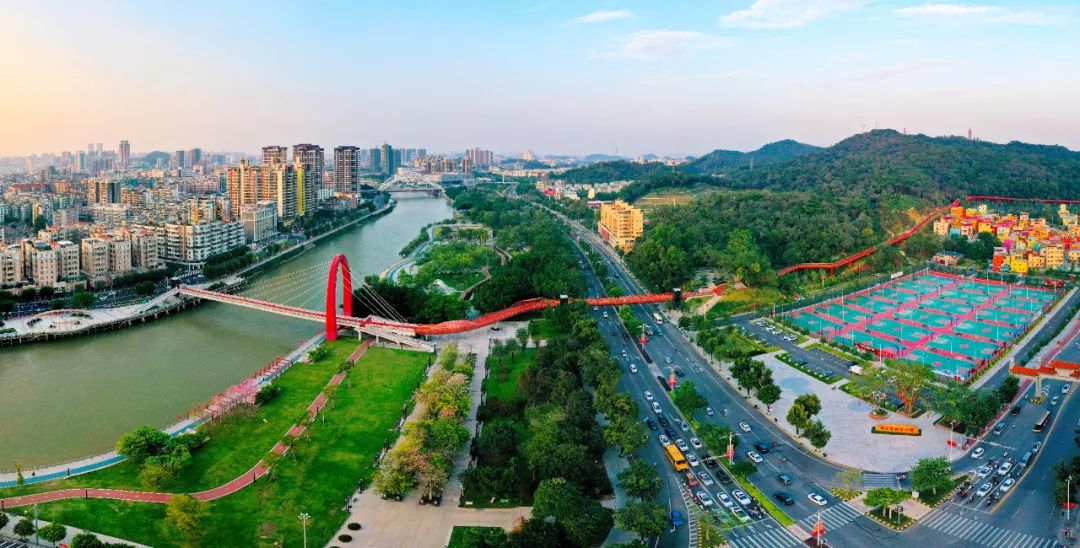 居住环境明显改善;江门站开通,使得新会区珠西枢纽新城板块受到热捧