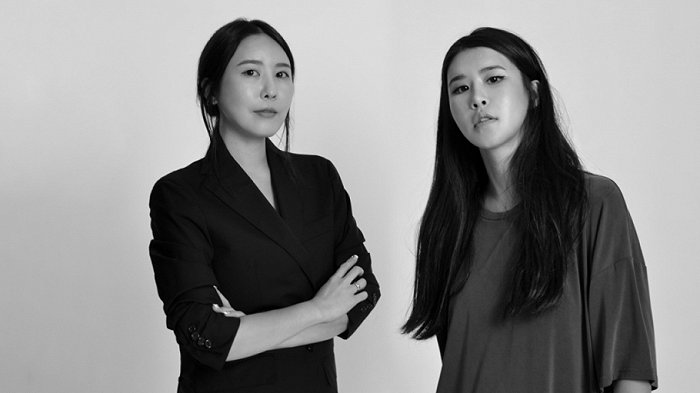 郑惠珍（Jessica Jung）和权达美（Dami Kwon） 图片来源：WWD