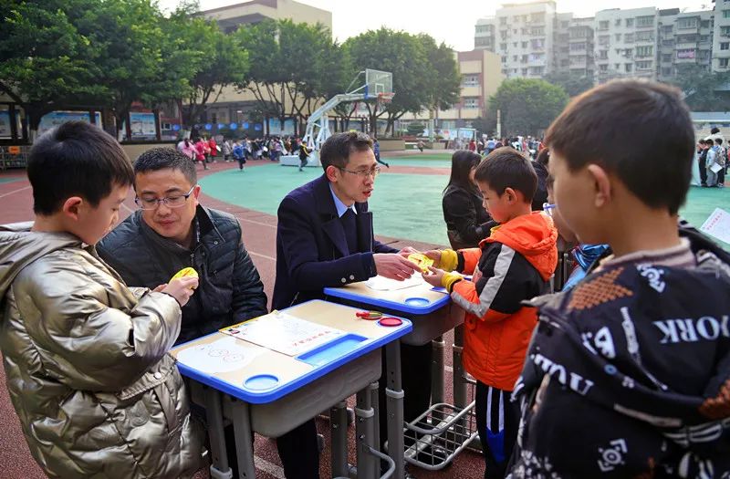 万州小学变了,家长快看!|小学_新浪新闻