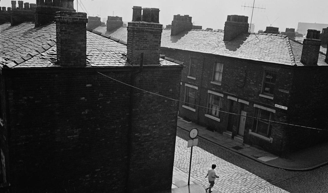 老照片六七十年代英国的贫民窟