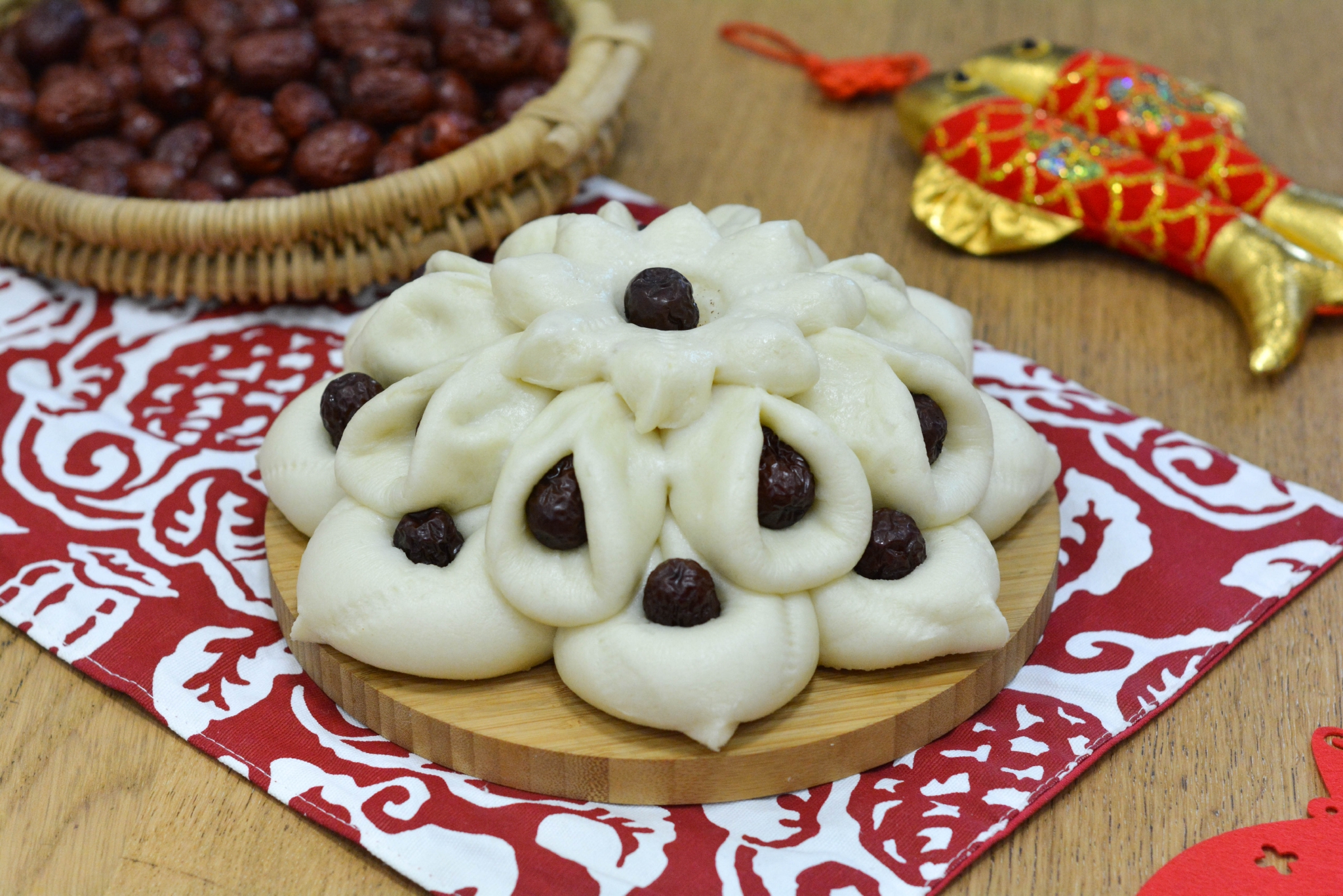 过年了蒸个3层枣花馍好看大气1个就是一大锅全家吃2天