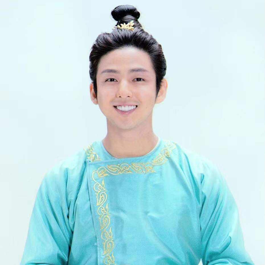 时代的眼泪原sj成员金起范在经历雪藏和退团后宣布重启活动