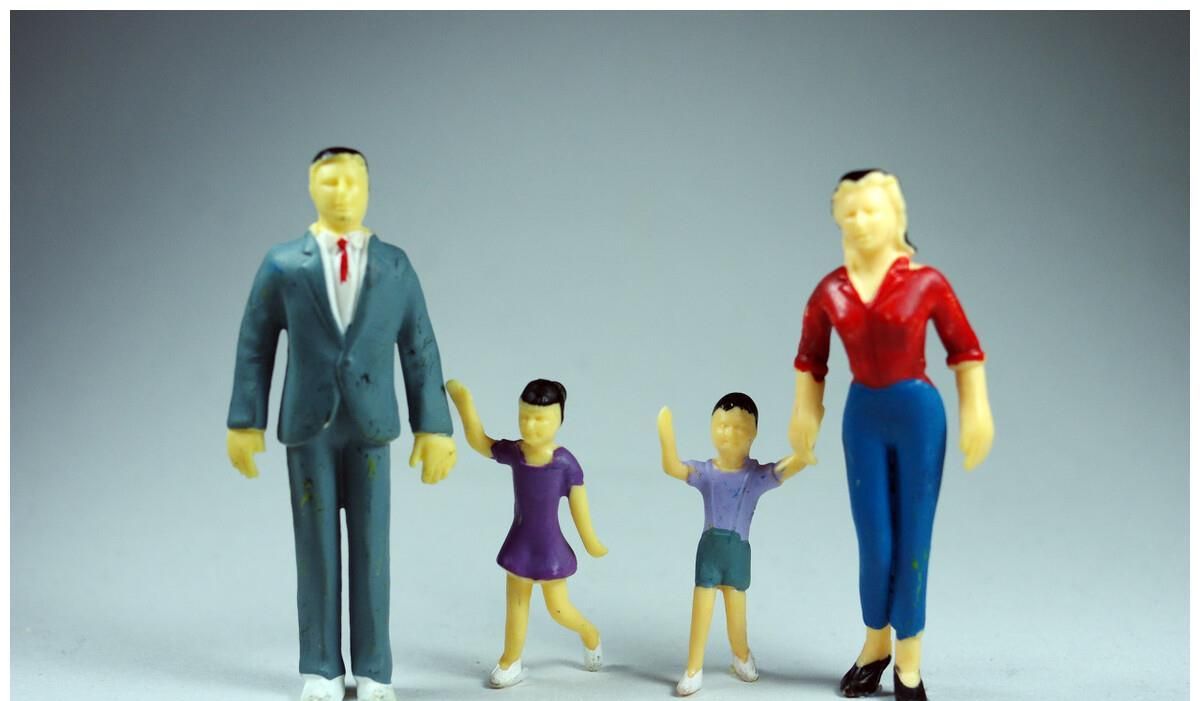 “独生子女”的父母：退休金是否有“法律”规定上调5%？答案来休闲区蓝鸢梦想 - Www.slyday.coM