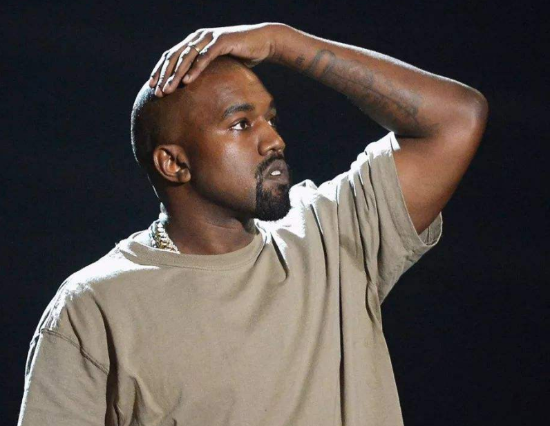 歌手侃爷涉嫌殴打男粉丝！或将被拘留6个月，对方脑袋重重摔地上休闲区蓝鸢梦想 - Www.slyday.coM