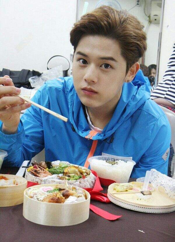 金桐俊迎出道12周年以亲笔信向粉丝诉感谢