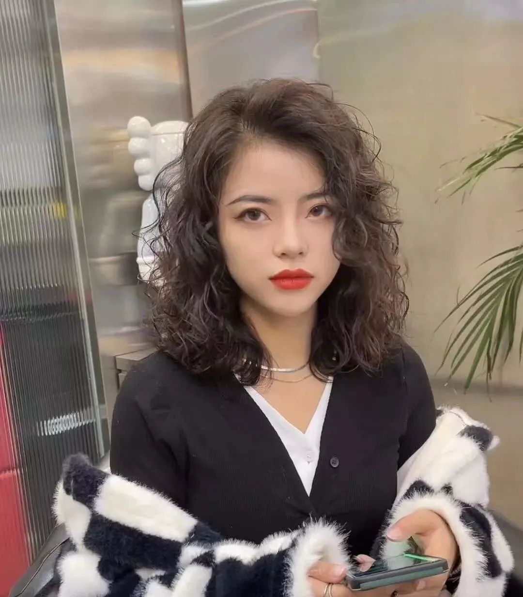 短发芭比烫呀温柔住了