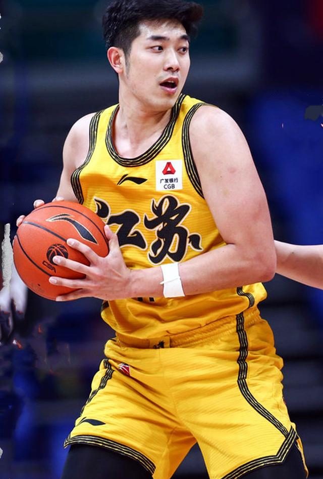 cba今日赛事:吴冠希太难,易建联难易,龙狮欲捕鲨,辽篮战鱼腩|cba|龙狮