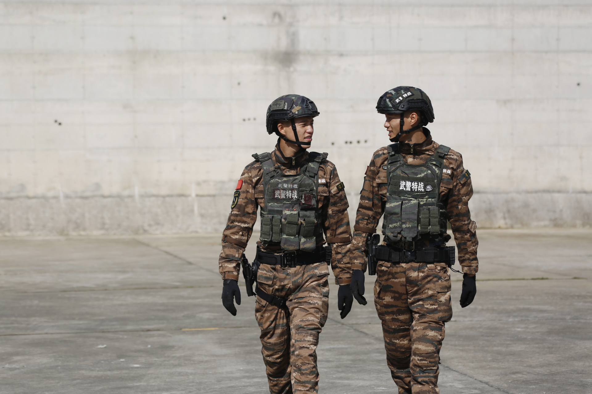 热血青春挥汗军营记武警广东总队执勤第二支队00后双胞胎特战队员