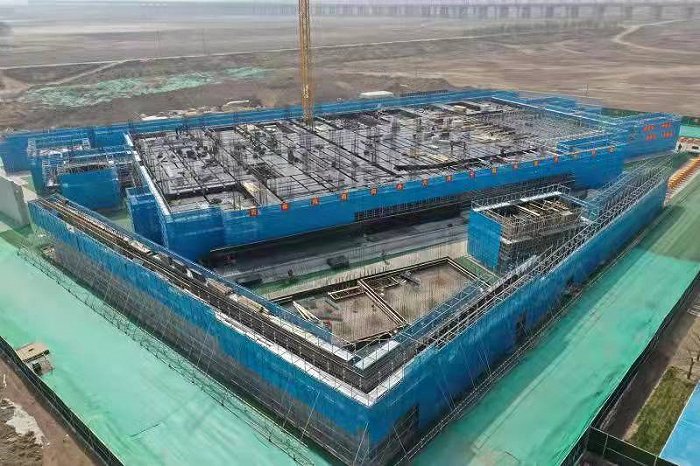 雄安昝西220千伏变电站综合配电楼建设现场。（国网河北省电力有限公司供图）