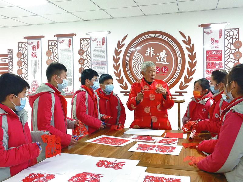 盐城《百姓春晚》走进楼王拍摄非遗项目休闲区蓝鸢梦想 - Www.slyday.coM