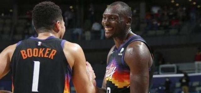 低薪高能，多项数据创新高，湖人遗憾错过！休闲区蓝鸢梦想 - Www.slyday.coM