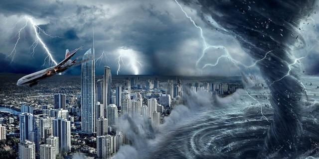 日本9级地震，引发大海啸，最终日本是否会沉没于马里亚纳海沟？休闲区蓝鸢梦想 - Www.slyday.coM