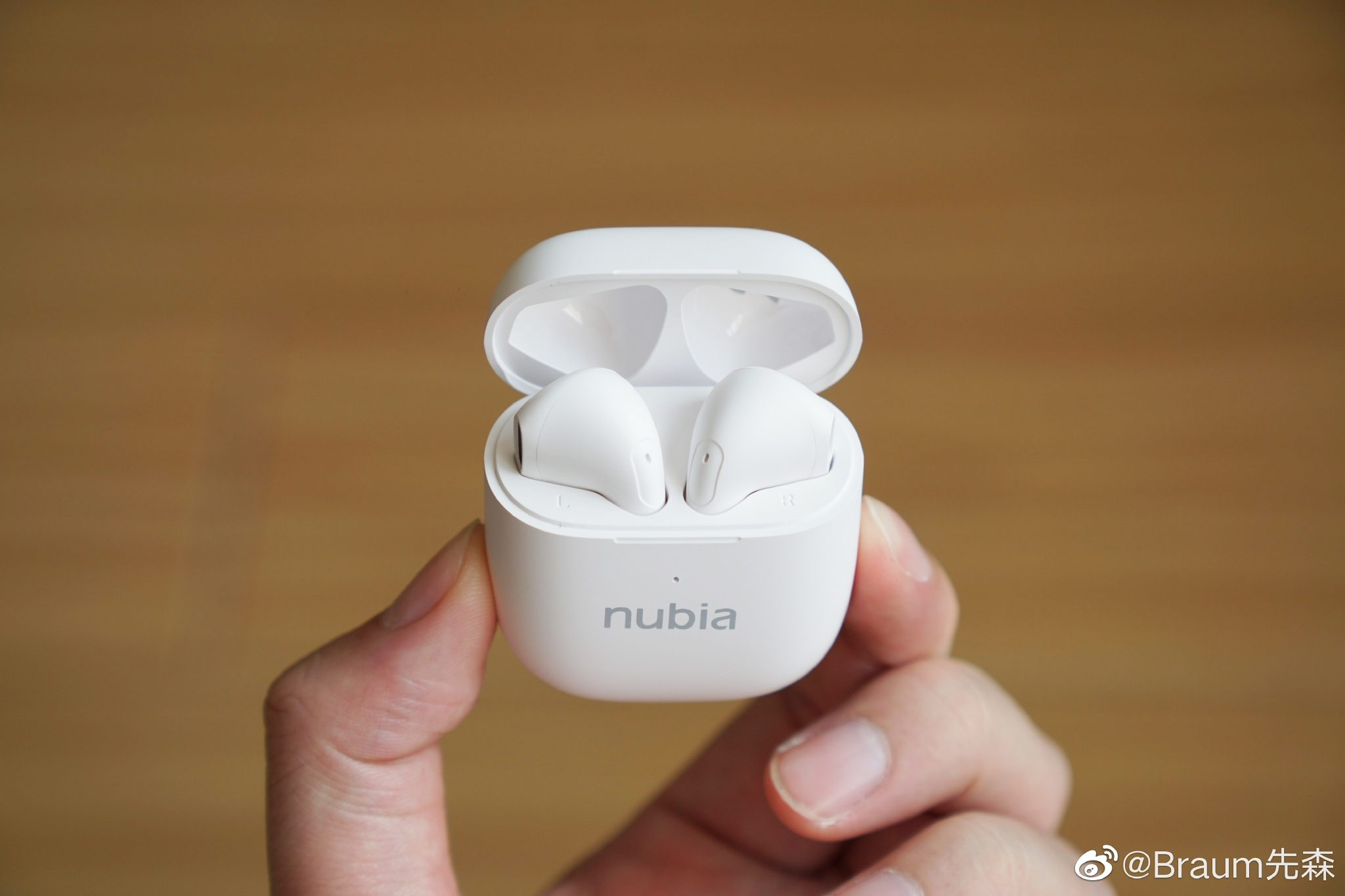 努比亚新品新音c1真无线耳机