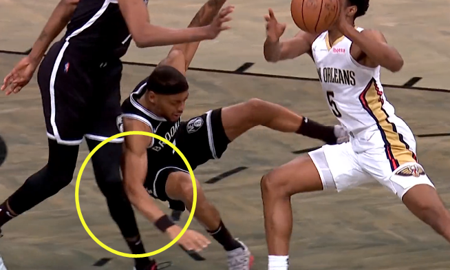 揪心!杜兰特意外受伤离场,与四年前的“受伤”极其类似休闲区蓝鸢梦想 - Www.slyday.coM 揪心!杜兰特意外受伤离场,与四年前的“受伤”极其类似休闲区蓝鸢梦想 - Www.slyday.coM