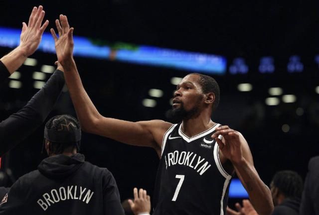 篮网真倒霉!杜兰特受伤惊魂瞬间,左膝外翻伸展,布朗无心酿大错休闲区蓝鸢梦想 - Www.slyday.coM 篮网真倒霉!杜兰特受伤惊魂瞬间,左膝外翻伸展,布朗无心酿大错休闲区蓝鸢梦想 - Www.slyday.coM