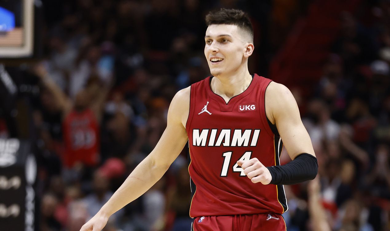 希罗拿不到顶薪?薪资专家的预测也太悲观了吧!休闲区蓝鸢梦想 - Www.slyday.coM 希罗拿不到顶薪?薪资专家的预测也太悲观了吧!休闲区蓝鸢梦想 - Www.slyday.coM